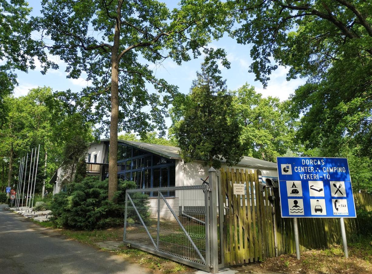 Dorcas Center&Camping Hotel Debrecen Bagian luar foto