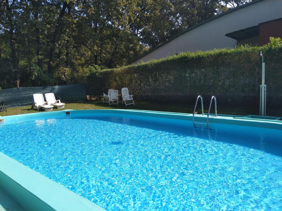 Dorcas Center&Camping Hotel Debrecen Bagian luar foto
